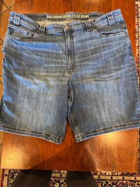 Duluth Trading Co Men's Blue Denim Jean Shorts
